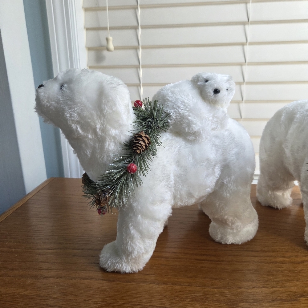 Polar Bear Family W/ Cub Riding Mama - Winter Wildlife Decor - Picture 3 of 13
